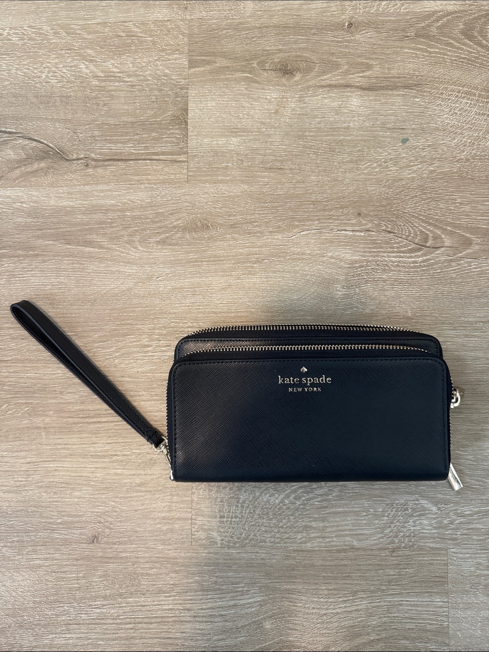 kate spade black leather wristlet wallet with wrist strap
